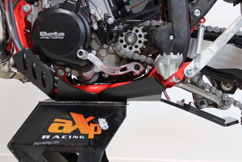 AXP Motorschutz Beta 250RR / 300RR Mit Umlenkung Schutz ( 2020 - 2024 ) - Schwarz