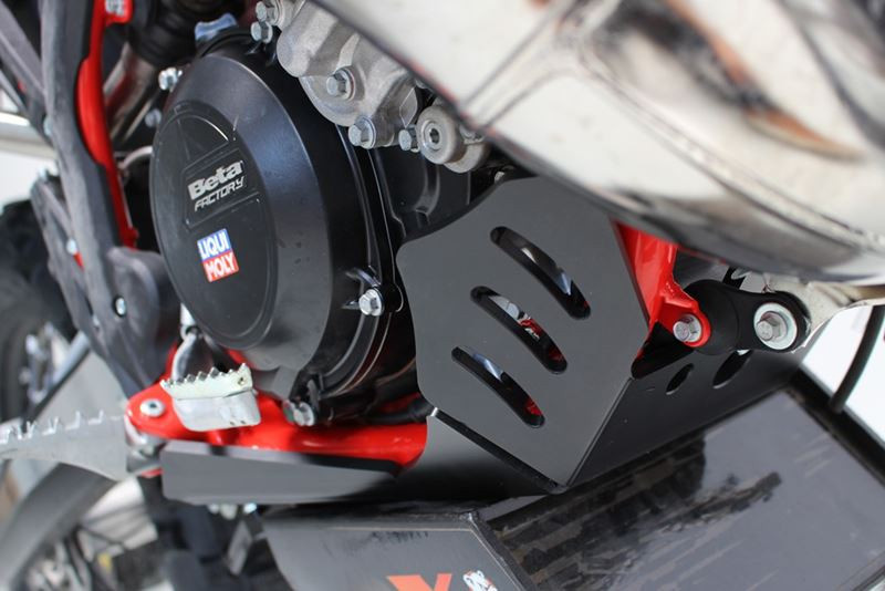 AXP Motorschutz Beta 250RR / 300RR Mit Umlenkung Schutz ( 2020 - 2024 ) - Schwarz