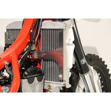 AXP Kühlerschütz Beta 350RR / 390RR / 430RR / 480RR / 500RR ( 2020 - 2022 ) - Rote Abstandshalter