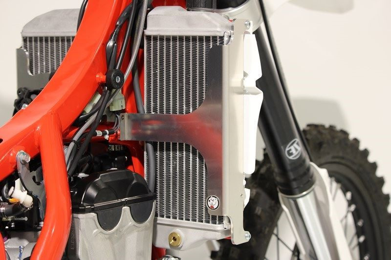 AXP Radiator Guards Beta 350RR / 390RR / 430RR / 480RR / 500RR ( 2020 - 2022 ) - Red Spacers
