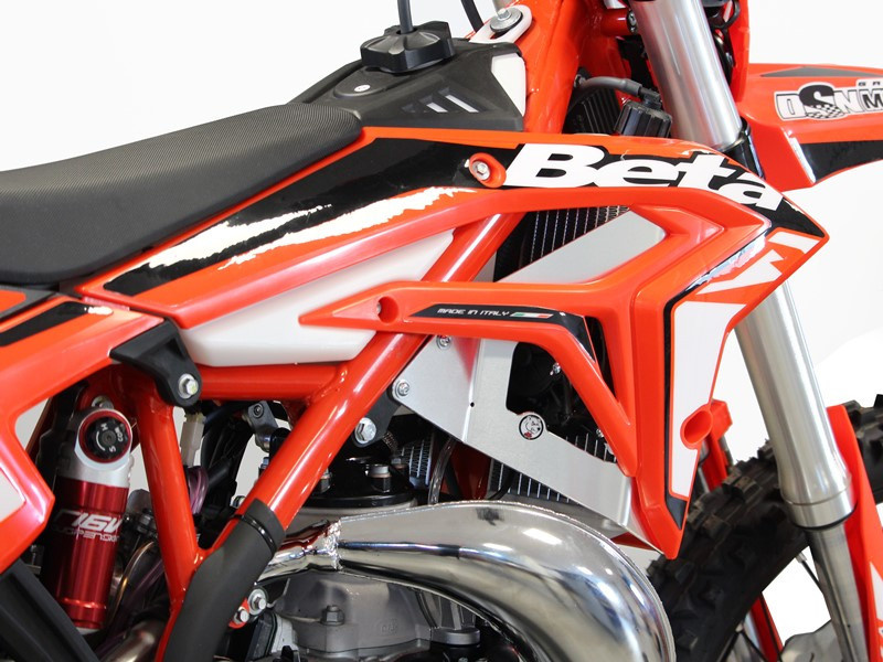 AXP Radiator Guards Beta 250 XTRAINER / 300 Xtrainer ( 2023 ) - Red