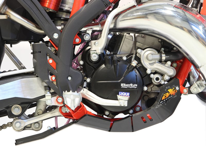 AXP Skid Plate Beta 125RR - 200RR With Linkage Guard ( 2023 ) - Black