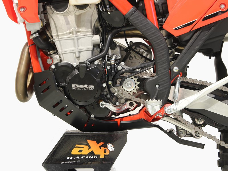 AXP Motorschutz Beta 350RR - 500RR Mit Umlenkung Schutz ( 2023 ) - Schwarz