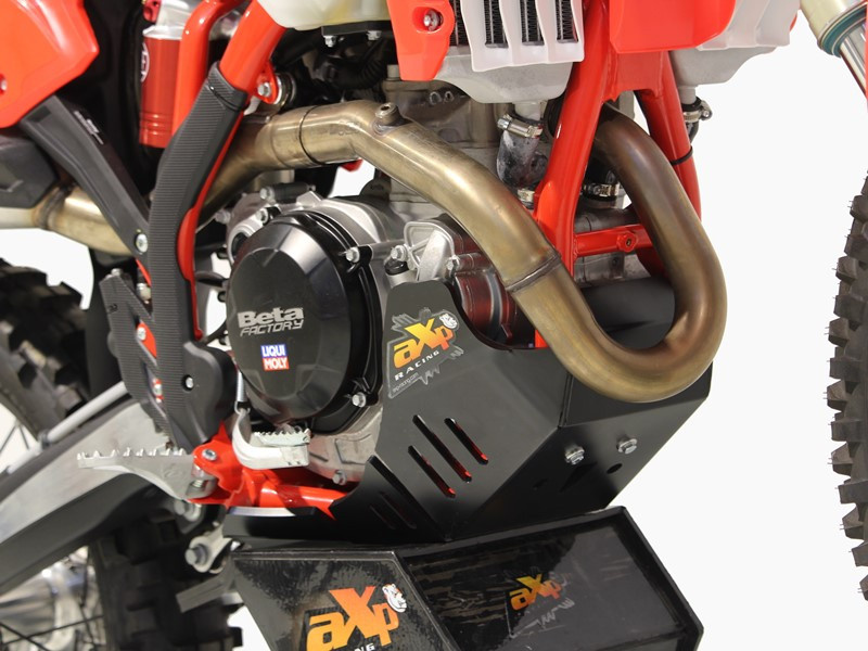 AXP Motorschutz Beta 350RR - 500RR Mit Umlenkung Schutz ( 2023 ) - Schwarz