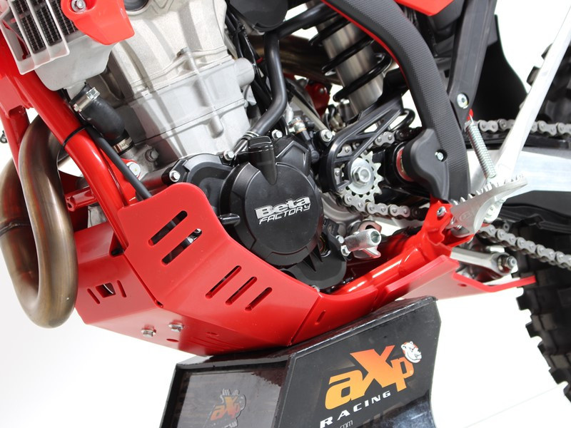 AXP Skid Plate Beta 350RR - 500RR With Linkage Guard ( 2023 ) - Red