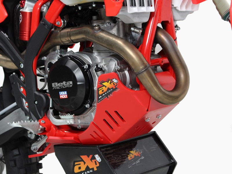 AXP Skid Plate Beta 350RR - 500RR With Linkage Guard ( 2023 ) - Red