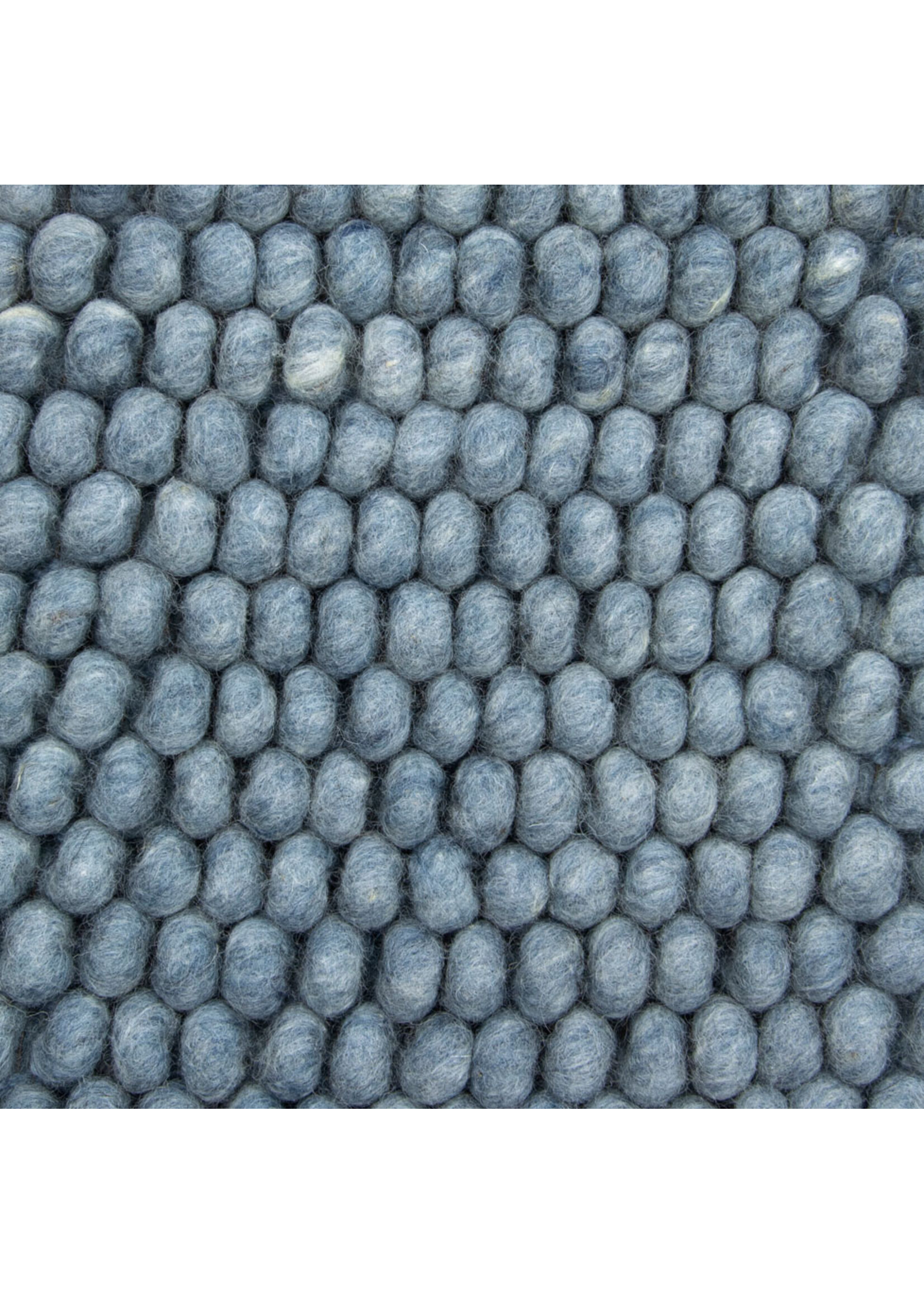Brinker -  New Loop 227 Sky Blue 170x230