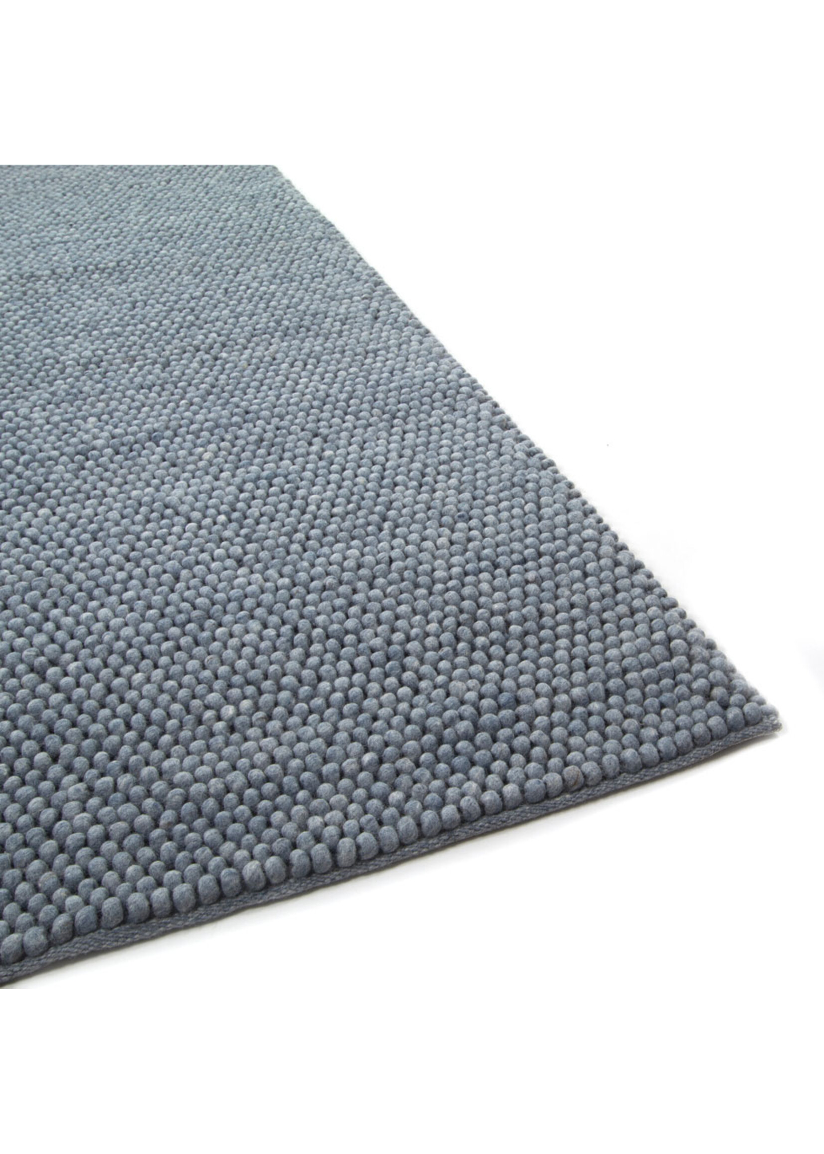 Brinker -  New Loop 227 Sky Blue 170x230