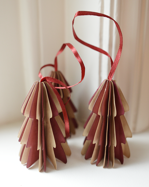 10x 2 COLOURED XMAS RED AND CAMEL PAPER TREE