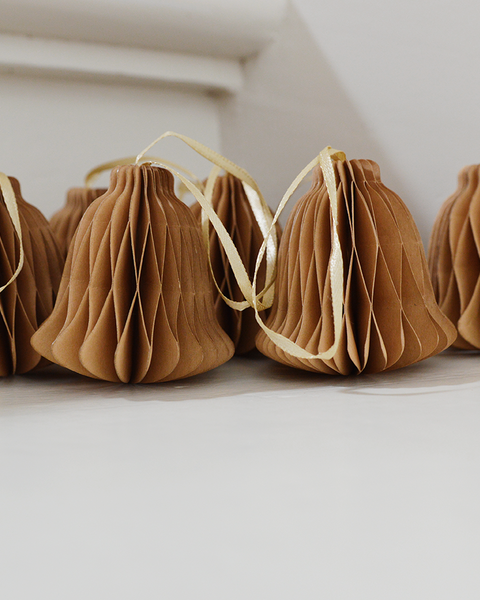 10X PAPER BELL CARAMEL