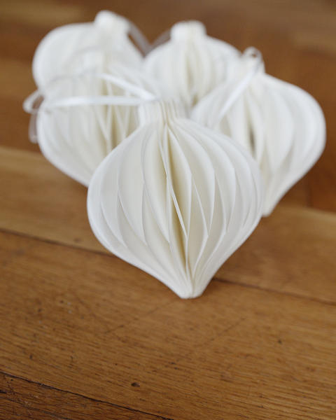 10X PAPER DROP WHITE