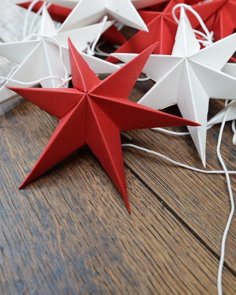 10X 2 RUBY RED MINI PAPER STARS