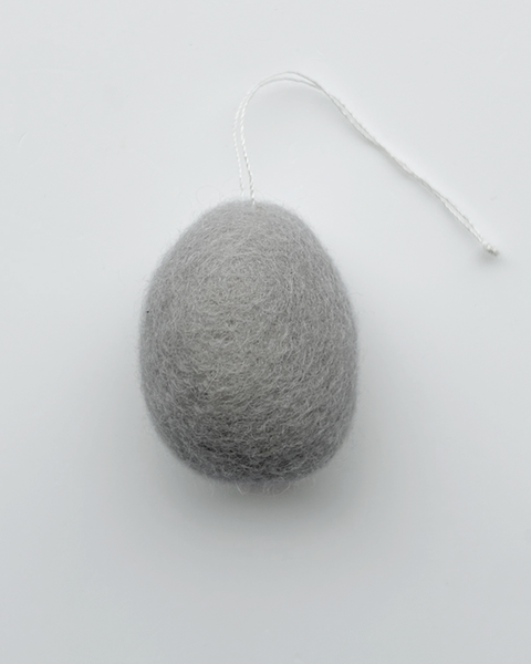 10 FELT EGGS LIGHT GRAY