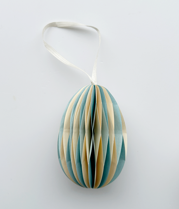 10 PAPER EGGS LIGHT YELLOW LIGHT BLUE NOORDliving