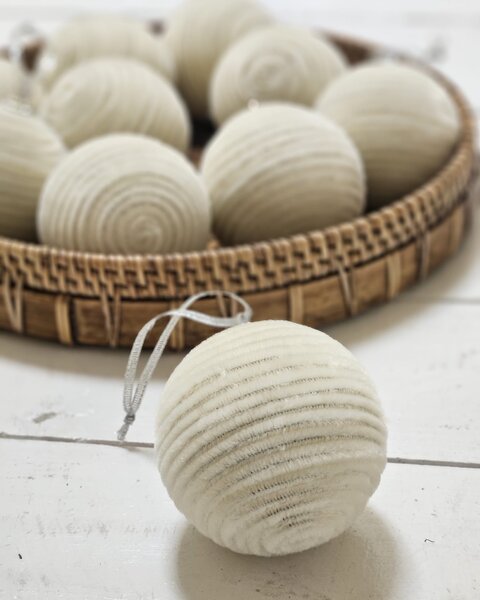 10X PIPE CLEAN BALLS OFF WHITE