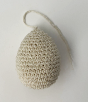 10 CROCHETED EGGS WARM WHITE