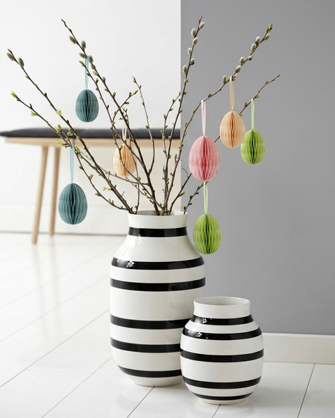 10 OEUFS EN PAPIER JAUNE CLAIR