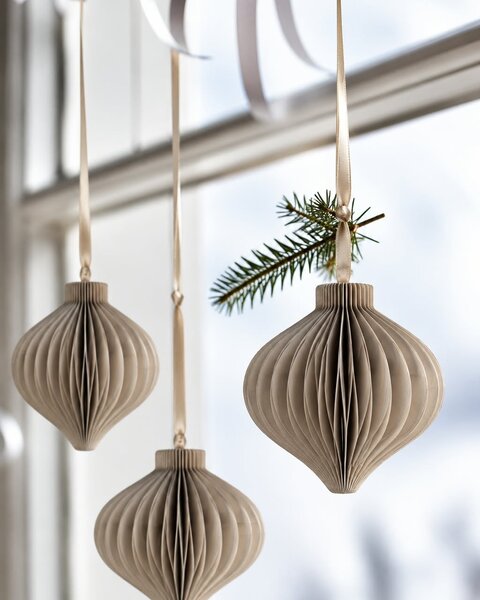 10 PAPER DROP WARM GRAY
