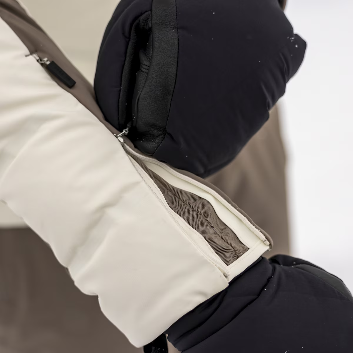 XCVI CASPIAN MOMENTUM JACKET