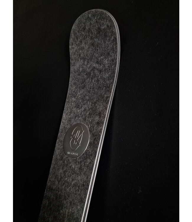 AK Ski All-Mountain Skis With Salomon Z12 GW Bindings