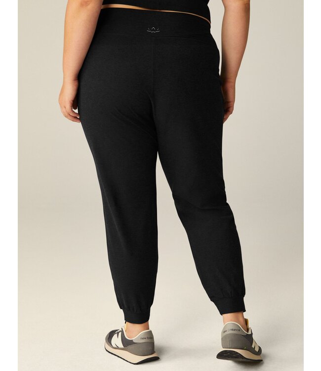 Beyond Yoga Spacedye Midi Jogger For Women