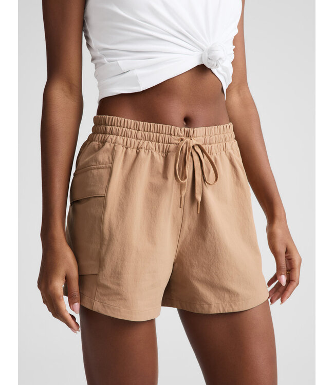 Beyond Yoga Peak 3" Shorts For Women
