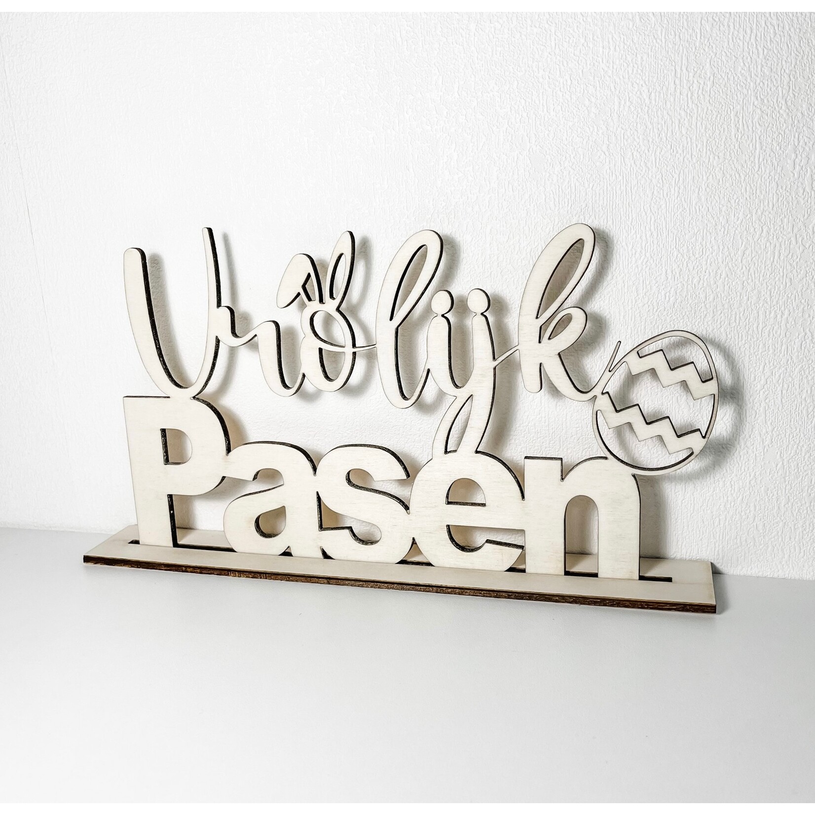 Leukmetletters Vrolijk Pasen staander