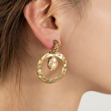 Day & Eve by Go Dutch Day & Eve oorbellen E3942-2 Stone earrings gold champagne