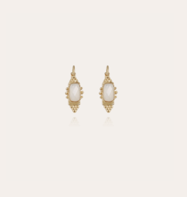 Gas Bijoux Jewelry Gas Bijoux oorbellen Serti Talisman small white mother of pearl gold 3 cm