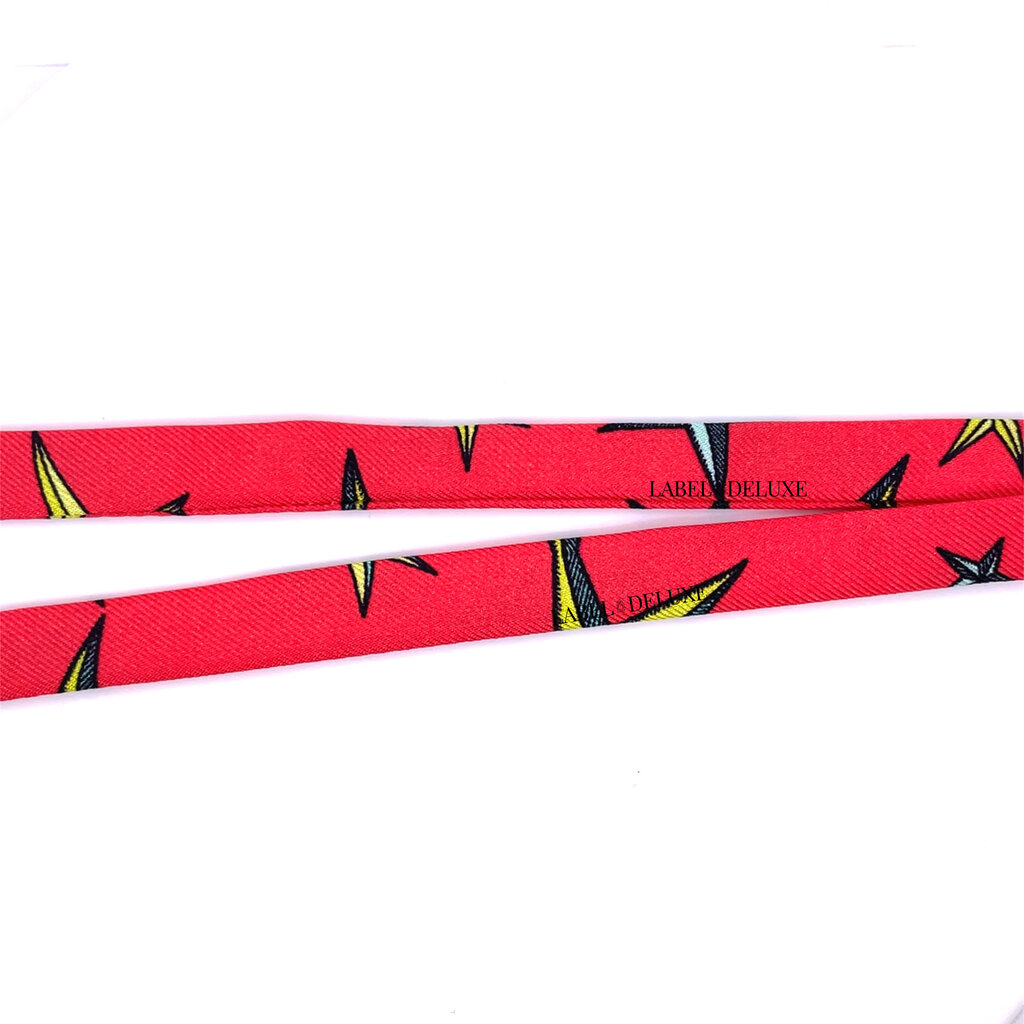 An-Nee An-Nee sjaal B1-ASTROLOGIE-Pastel printed silk scarf 1 cm