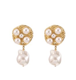 Rose & Camellia Rose & Camellia oorbellen 0502 Earrings Pearls with gold