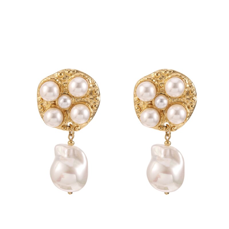 Rose & Camellia Rose & Camellia oorbellen 0502 Earrings Pearls with gold