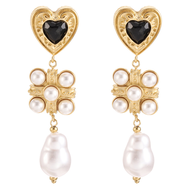 Rose & Camellia Rose & Camellia oorbellen 2505 Earrings hearts with black & pearls gold