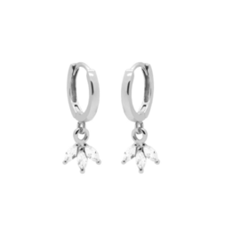 Karma Jewelry Karma Jewelry oorbellen M3254HIN Earrings symbols hoops triple flower 925 silver 22 MM