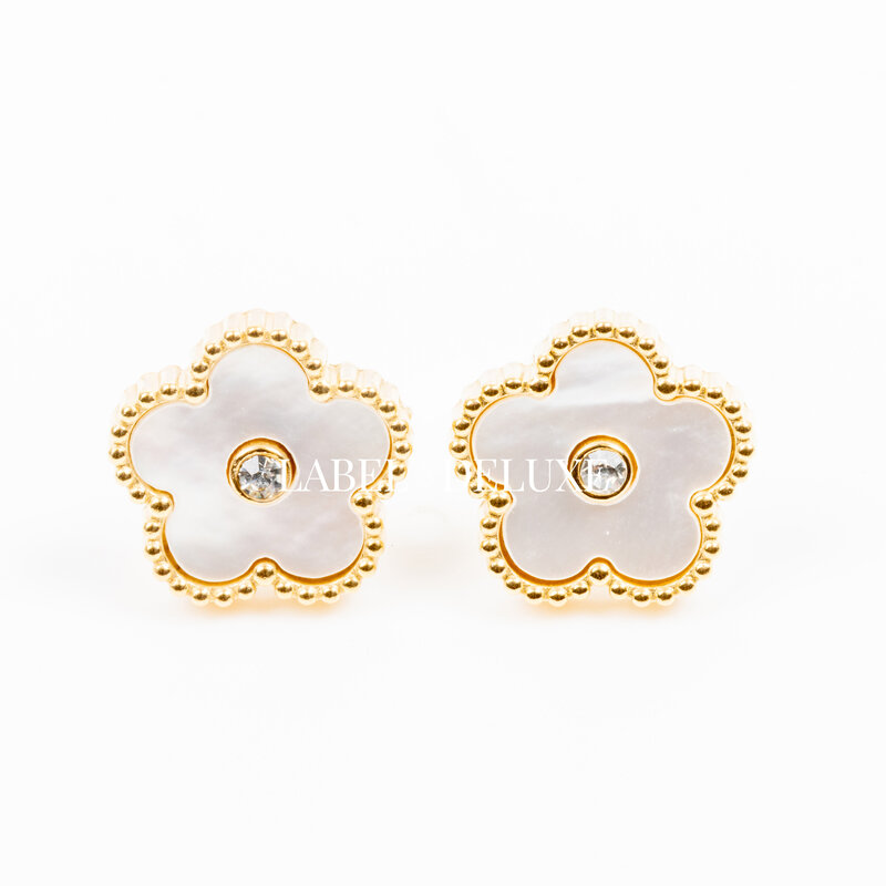 Label Deluxe Bijoux Label Deluxe B oorbellen LDLGO00075497 Earrings  flower pearls big gold 13 MM
