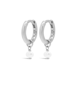 Karma Jewelry Karma Jewelry oorbellen A171 Earrings pixie Hinged hoops pearl 925 silver 1,2 CM