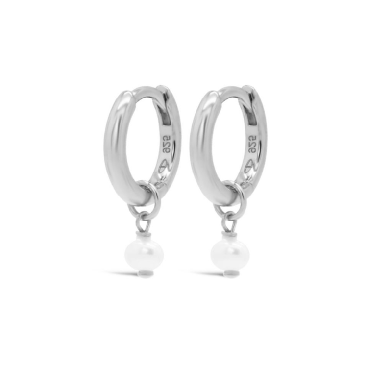 Karma Jewelry Karma Jewelry oorbellen A171 Earrings pixie Hinged hoops pearl 925 silver 1,2 CM