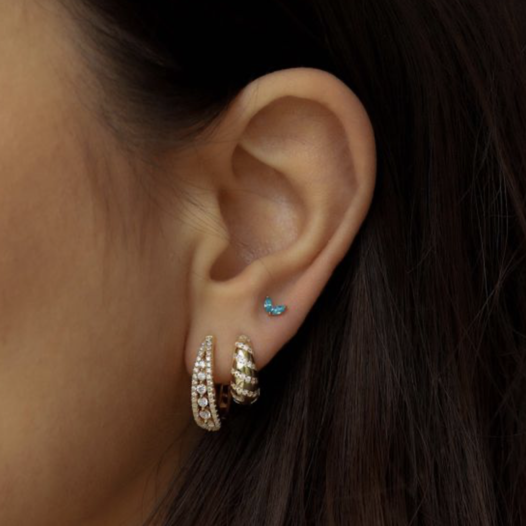 Karma Jewelry Karma Jewelry oorbellen R116LB Earrings Tiny double leaves Ocean Blue 925 silver gold plated