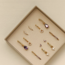 Karma Jewelry Karma Jewelry oorbellen R116L Earrings Tiny double leaves Lavender 925 silver gold plated