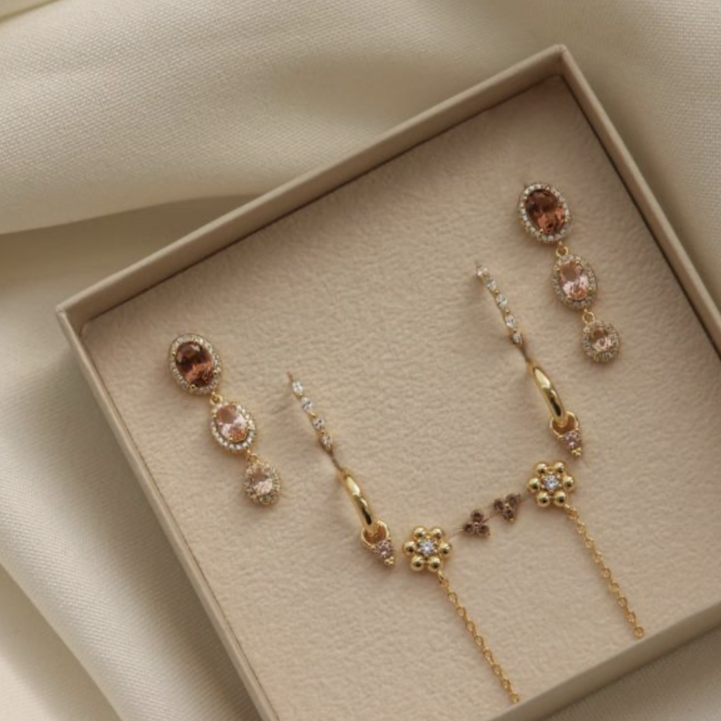 Karma Jewelry Karma Jewelry oorbellen X192GP_ SA Earrings symbols XL Rosa Salmon 925 Silver gold plated 30 MM