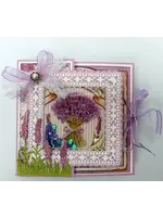 Lavendelkaart met schudvenster, labels, doosje met waxinelichtjes en lucifers