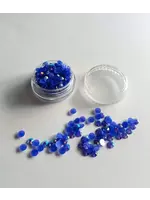 Strass doosje  groot donker blauw 4 mm