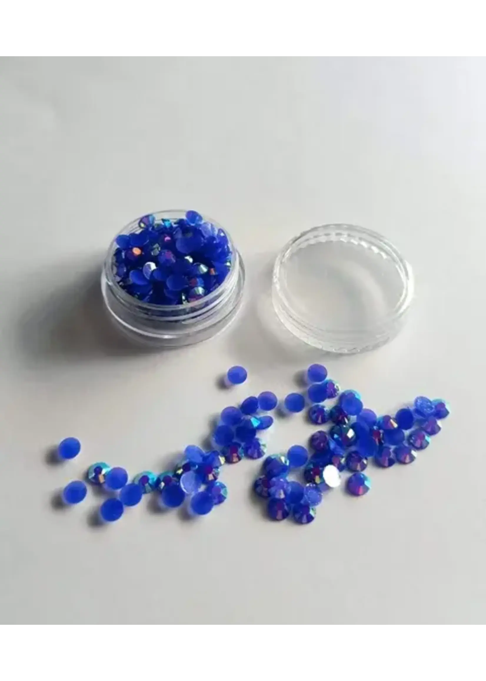 Strass doosje  groot donker blauw 4 mm