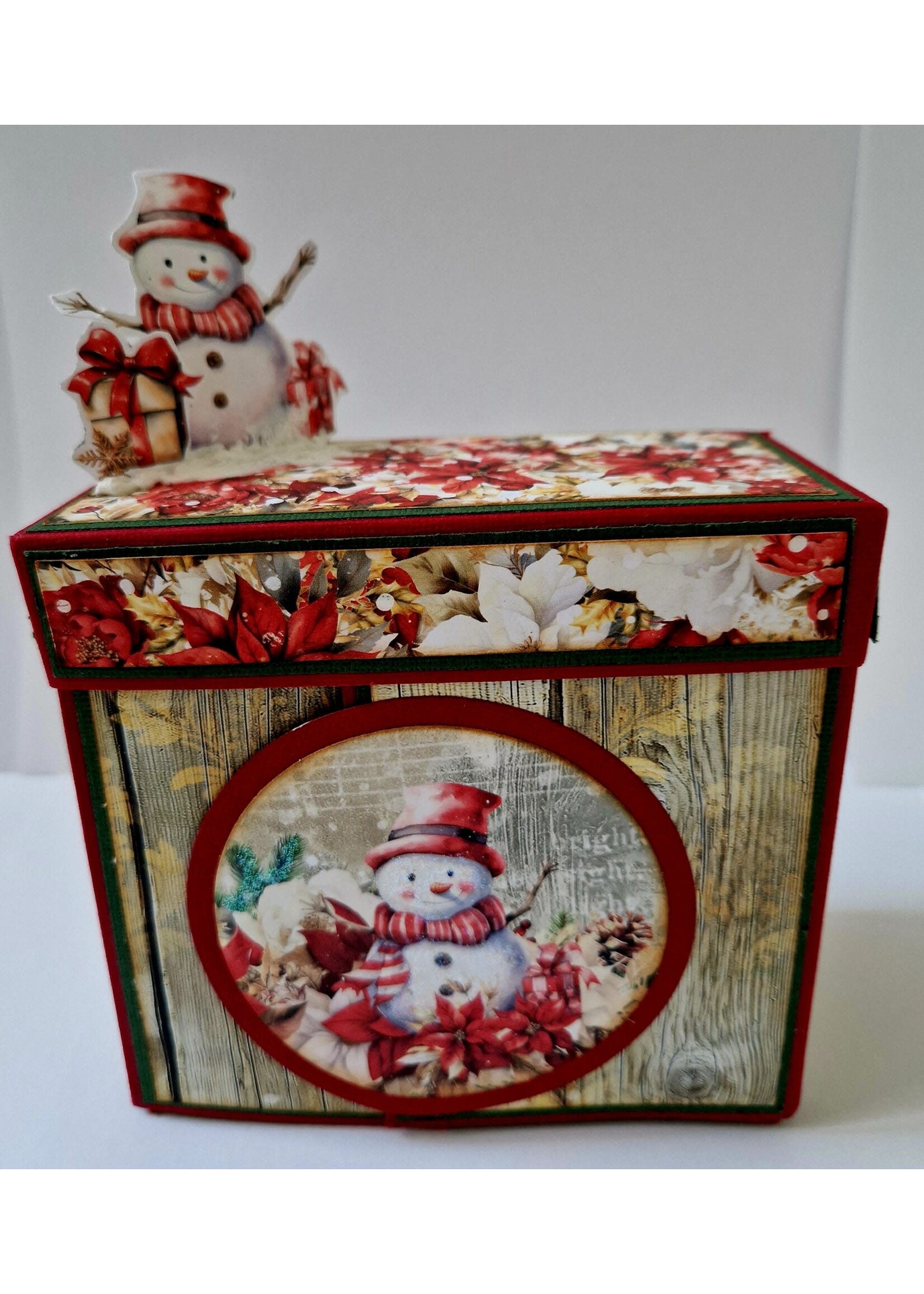 Cadeau box met verlichte sneeuwpopjes
