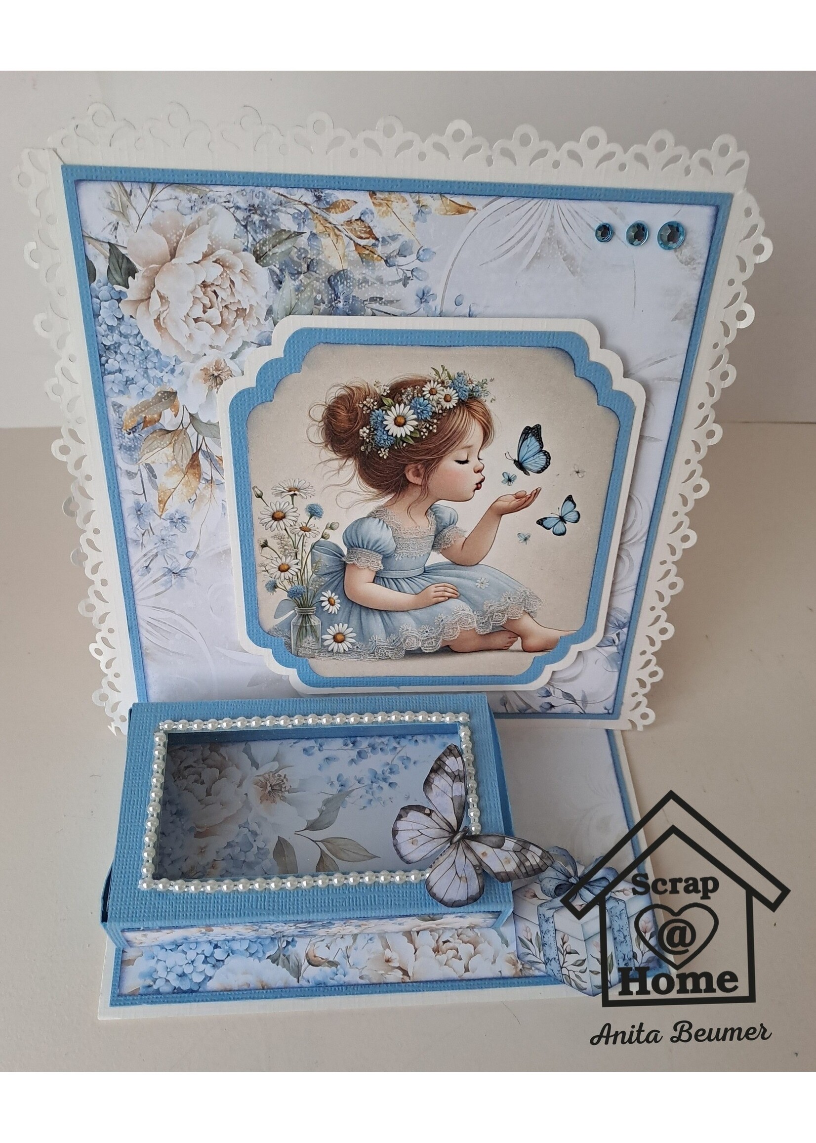 Easelkaart met doosje Miranda