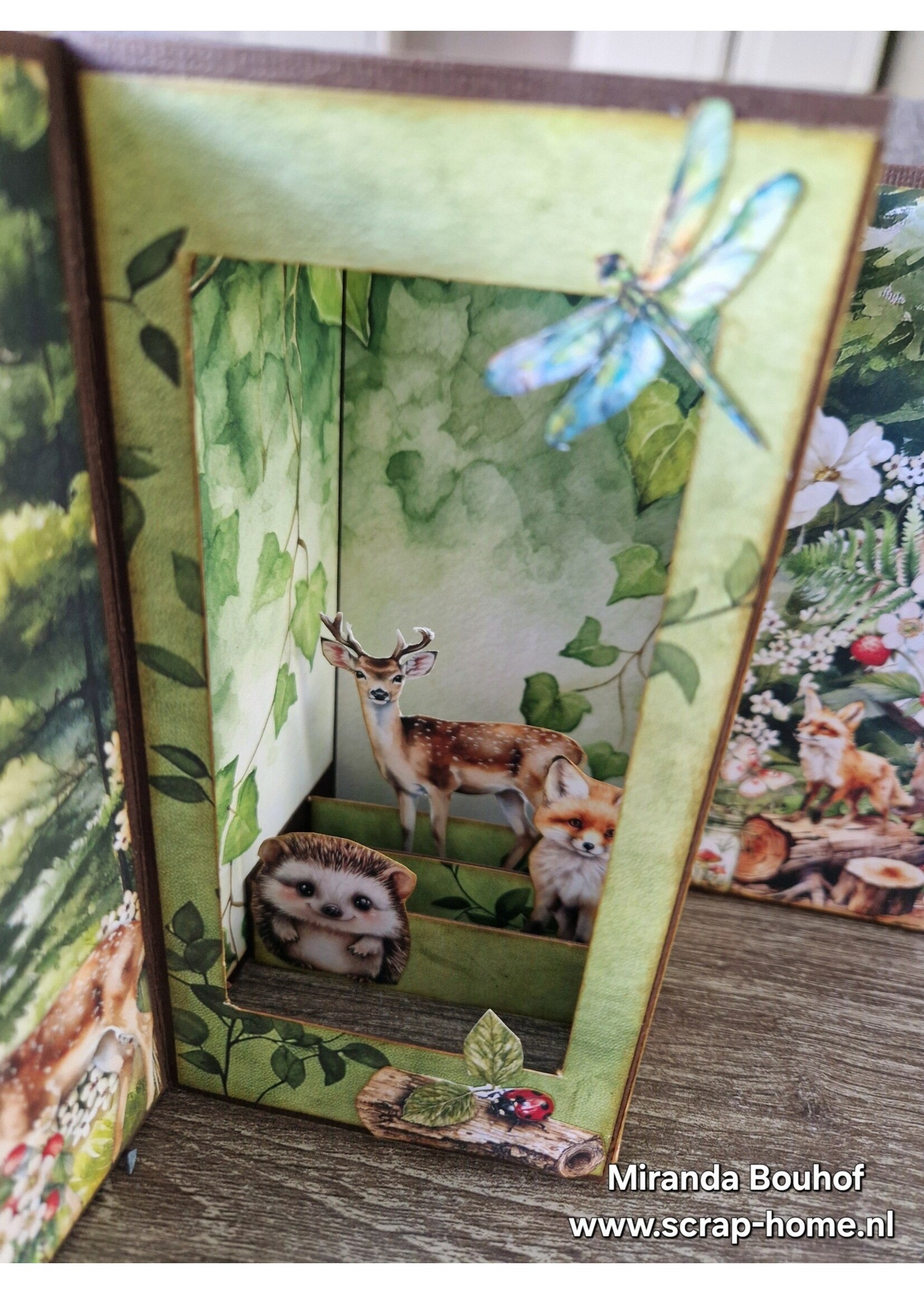 workshoppakketjes mini album en woodland pop up kaart