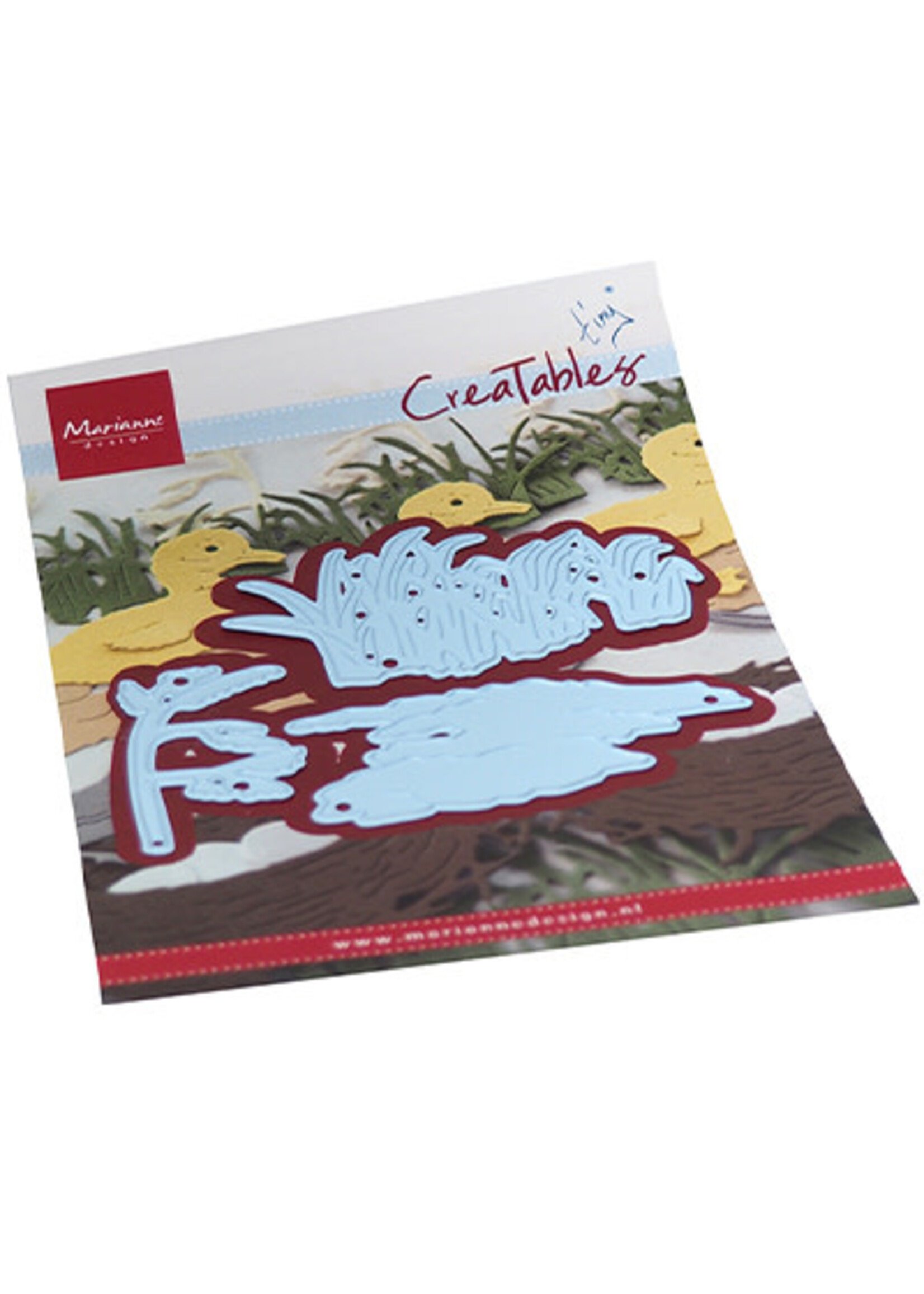 LR0699 - Tiny's waterfront