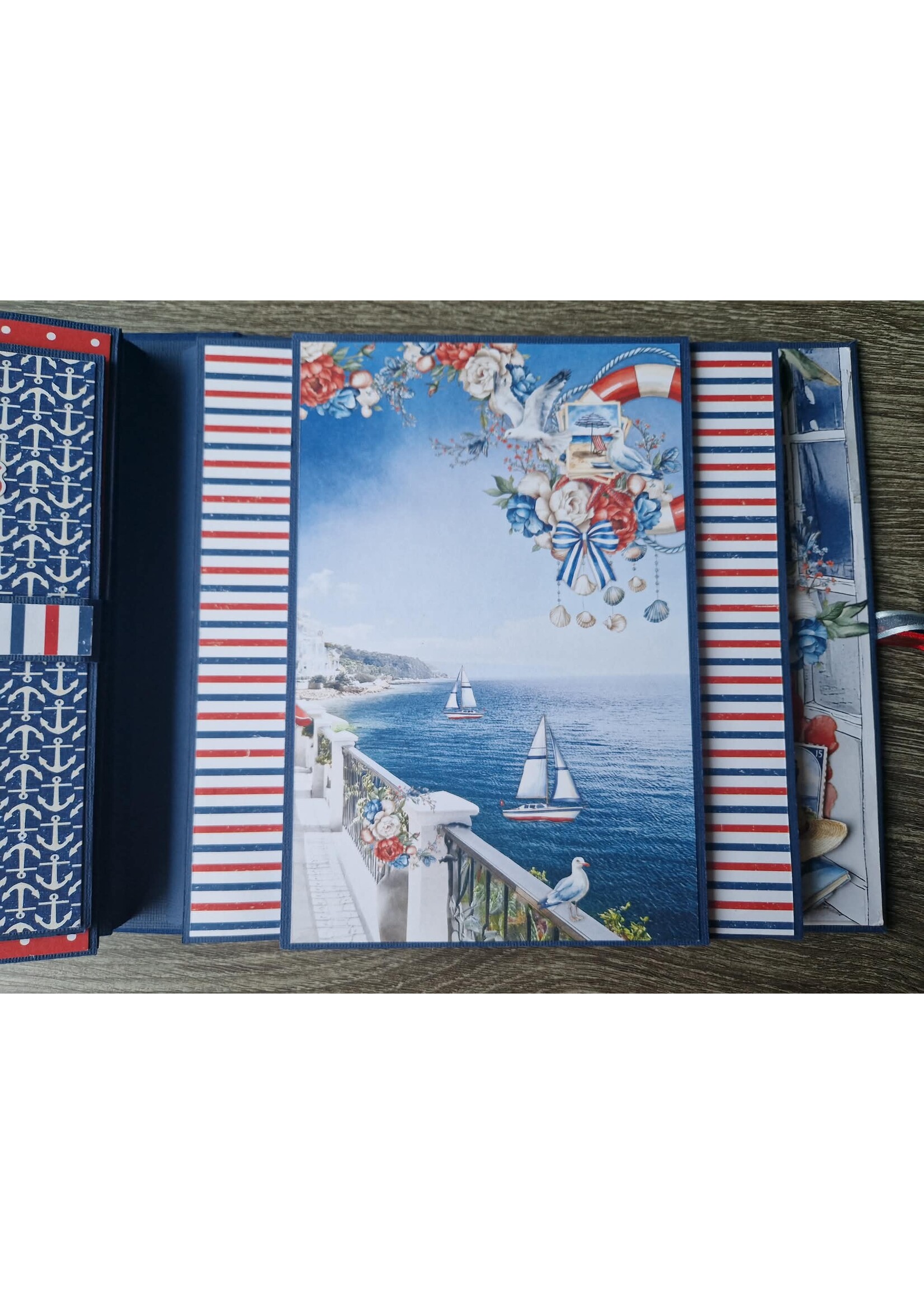 Album Riviera Moments