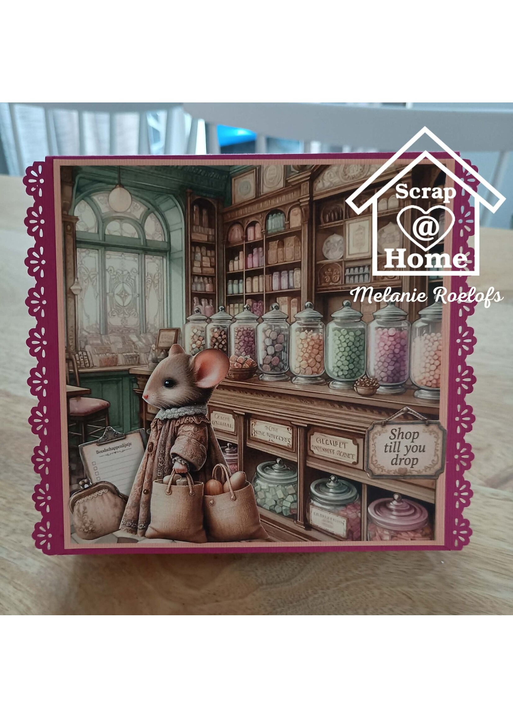 Ochtend workshop met Melanie.  Muisjes 3 dubbele pop up met label kaart 3 september