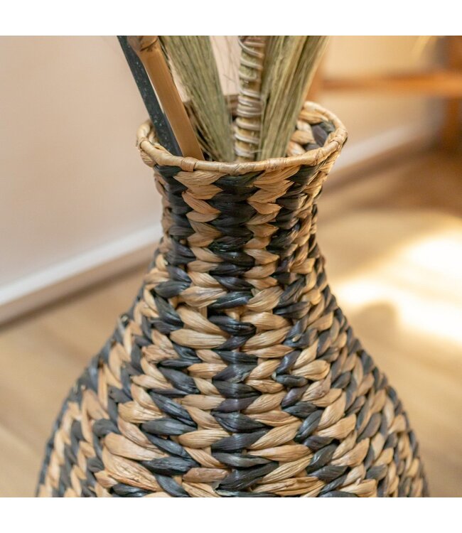 Soeji Geweven Boho Vaas DAYANA zwart gemaakt van Waterhyacint